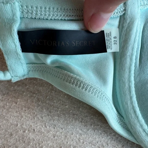 Victoria's Secret Swim Bombshell Add-2-Cups Bikini Top Aqua Blue 32B - Picture 3 of 5